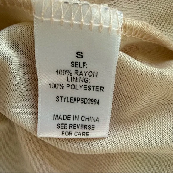 Bohme Floral Smocked Waist Boho Maxi Dress | V-Neck Romantic Print - Picture 11 of 11